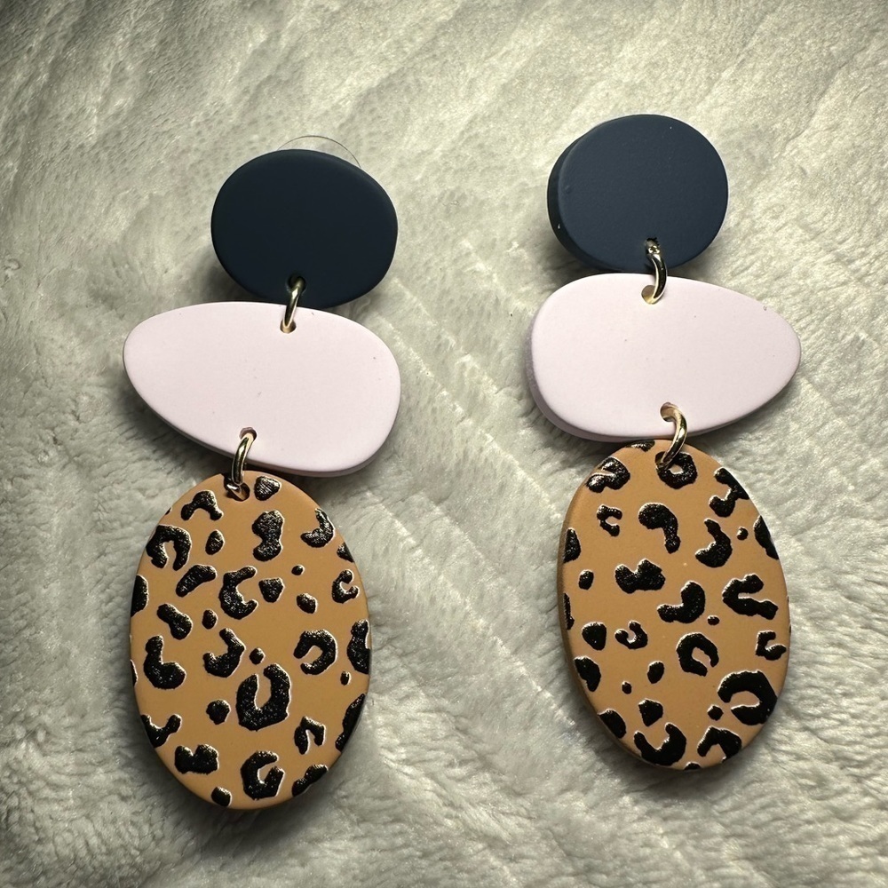 Leopard Pattern Dangle Earrings